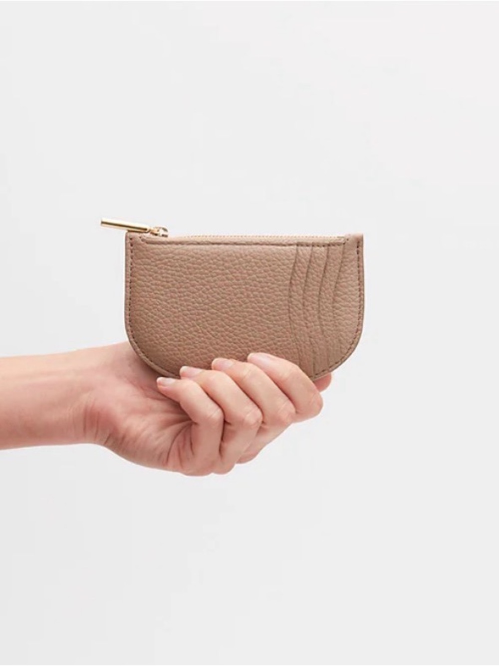 Cuyana Cardholder in Lipstick - Picture 5 of 5